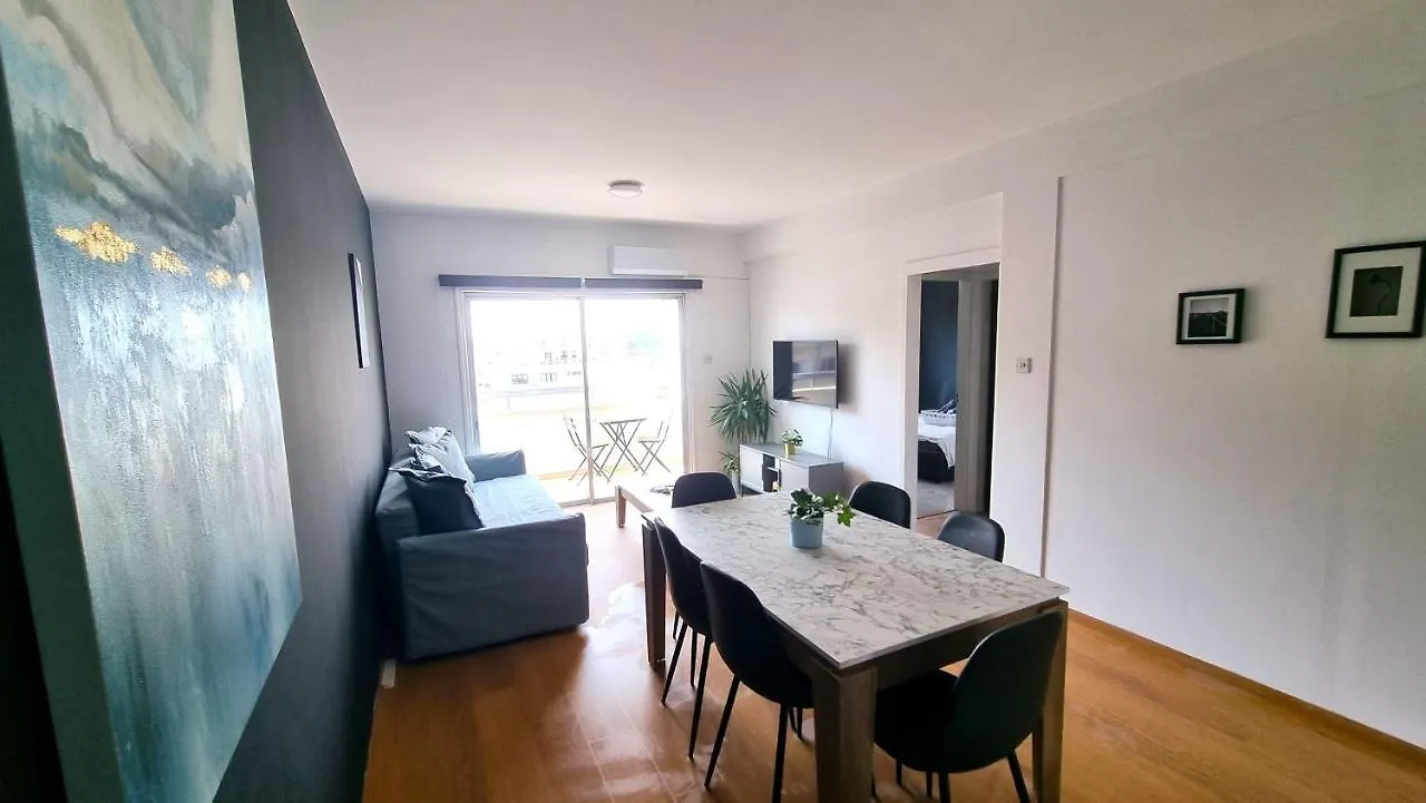 Unique 2Br Apt 10 With 150Mbit Plus Netflix Apartment Larnaca